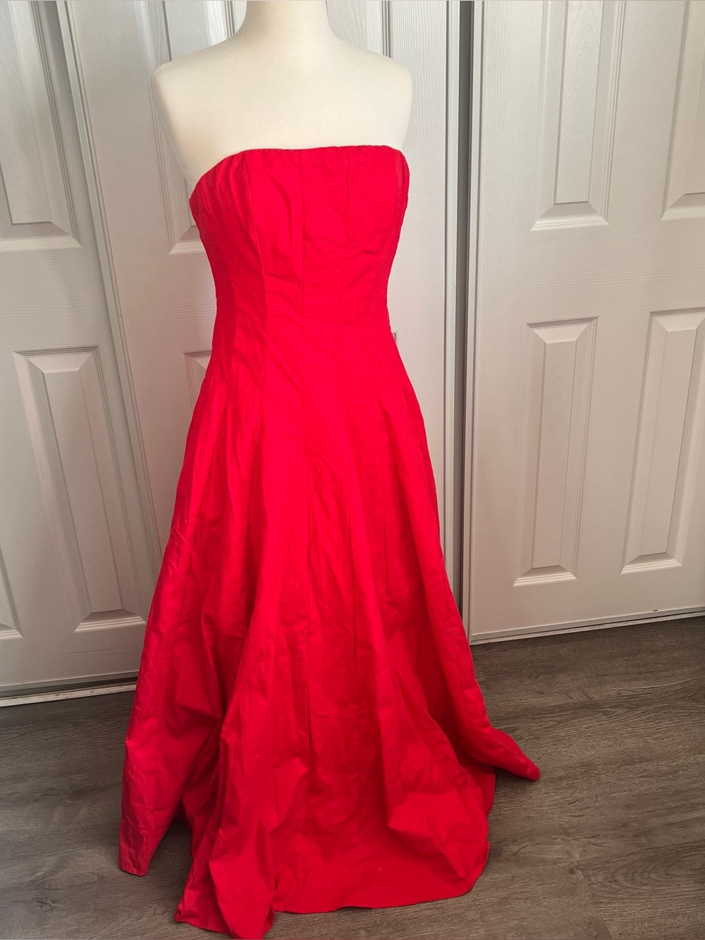 NWT MISSGUIDED Corset Bust Pleated Strapless Bandeau A-line evening Maxi Dress S